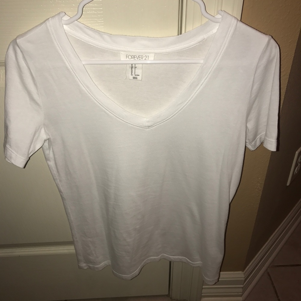 V Neck